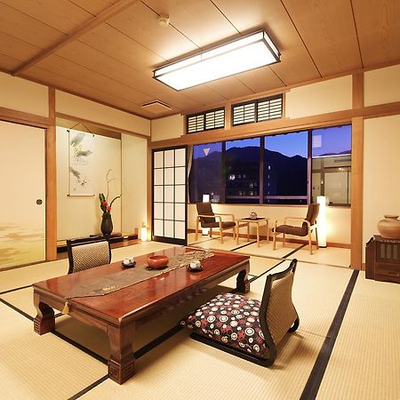 Kotobukiso Hotel Shin'onsen Exterior photo